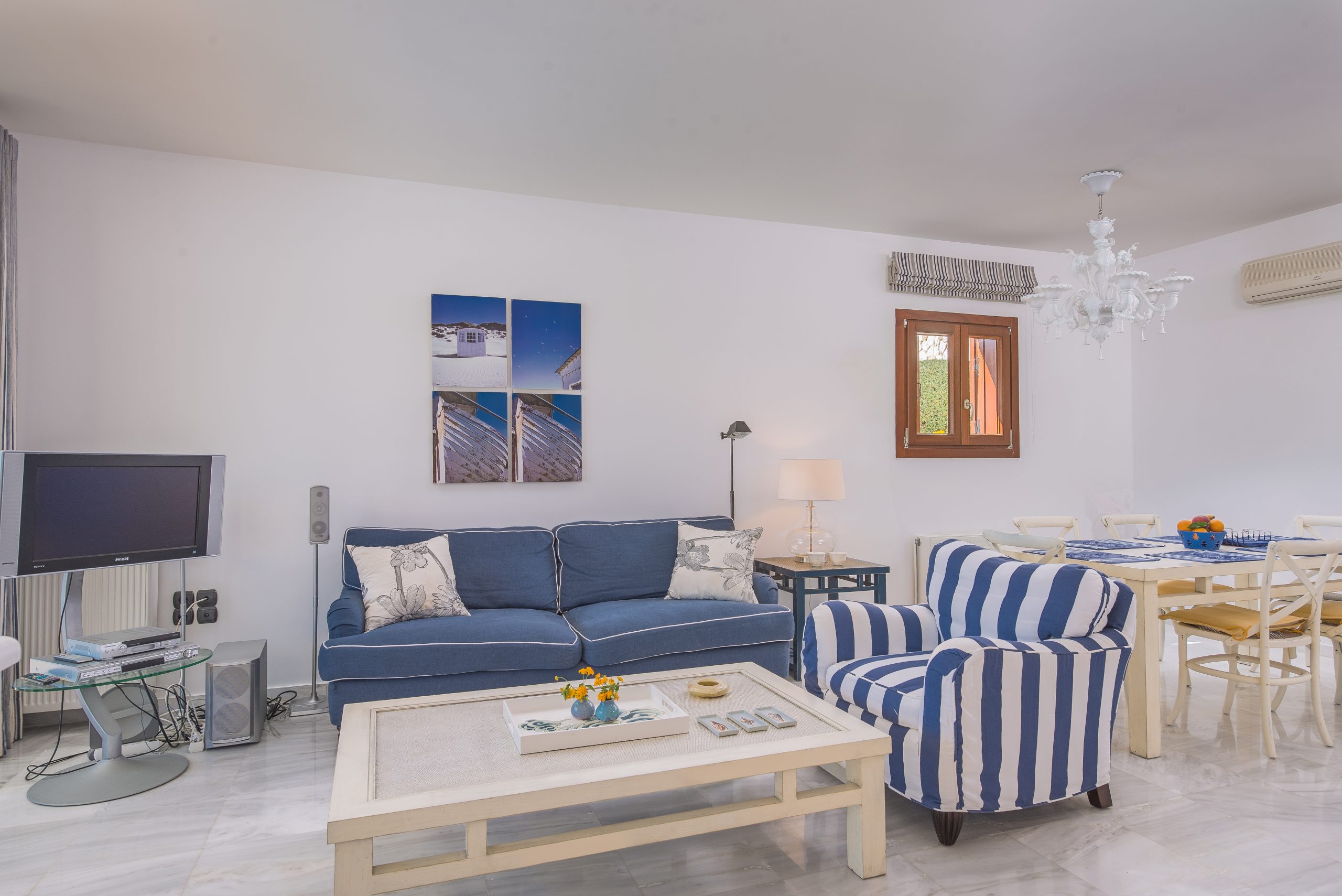 VL3 Living Room II_